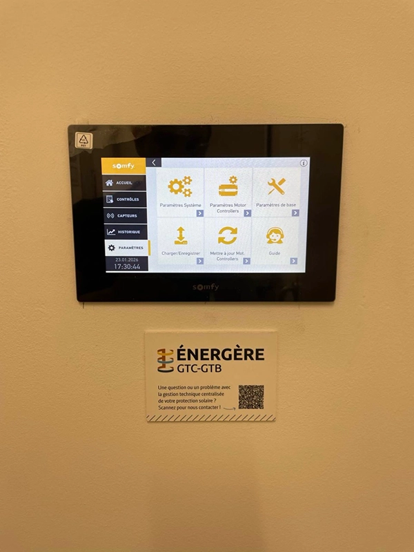 Motor Controller Somfy pour la GTC des ouvrants de la piscine Château-Landon, à Paris.